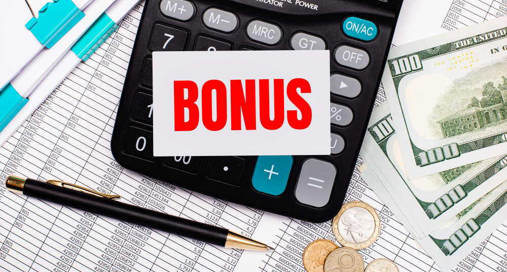 jenis bonus tahunan karyawan