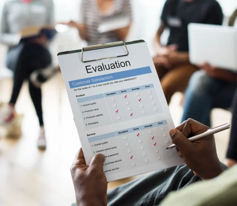 Apa itu Evaluasi Kinerja Karyawan? Ini 9 Contoh Aspek yang Bisa Dinilai!