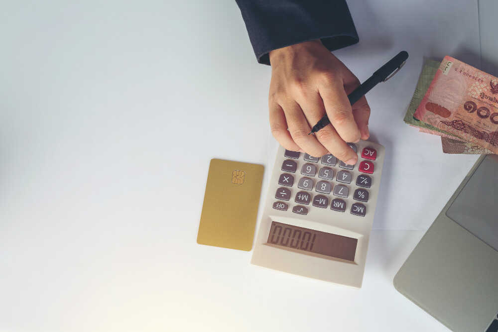 komponen basic salary