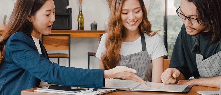 gaji sales executive