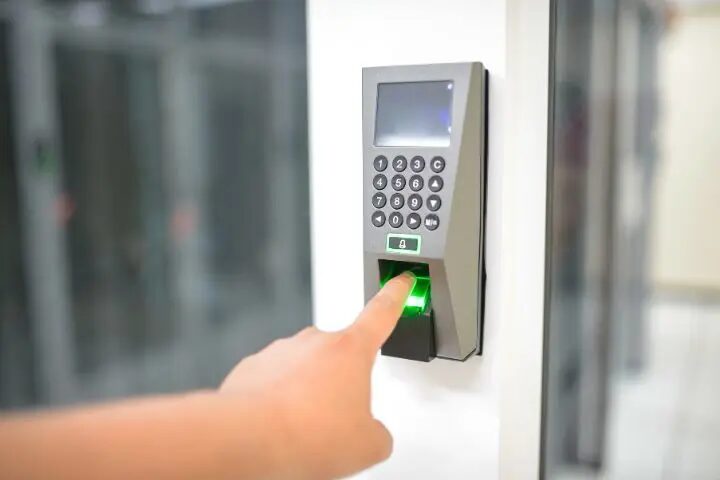Cara Menambah User Fingerprint di Mesin Absensi yang Mudah