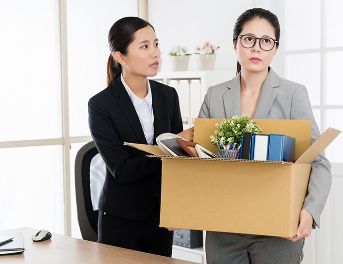Apa Itu Employee Churn? Jenis, Perhitungan, & Cara Mengatasi