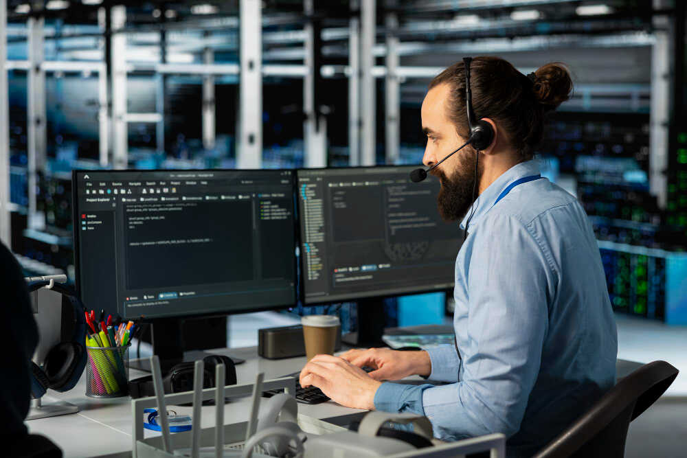 Gaji IT Support 2026 di Berbagai Industri & Panduannya