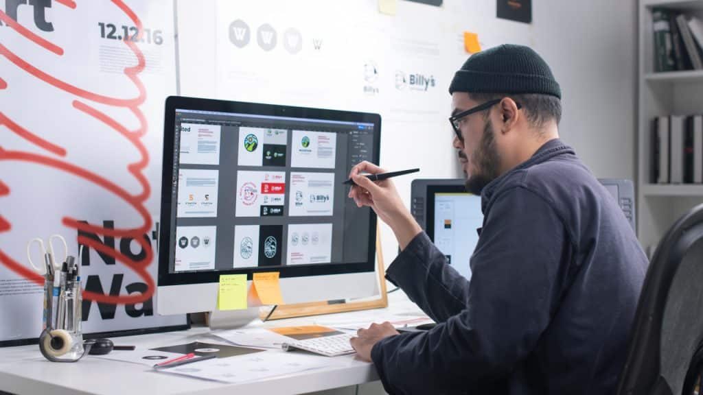 Faktor yang Memengaruhi Besaran Gaji Graphic Designer