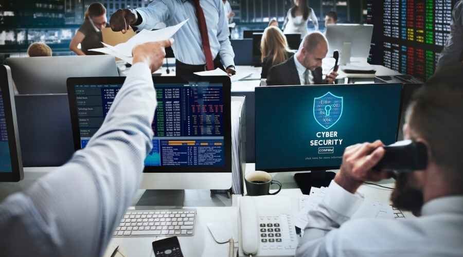 Apa Itu Cybersecurity Analyst