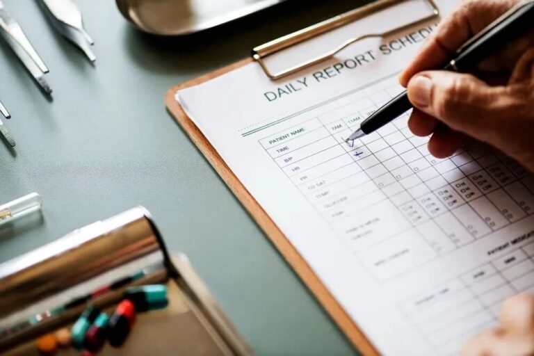 contoh daftar hadir lembur