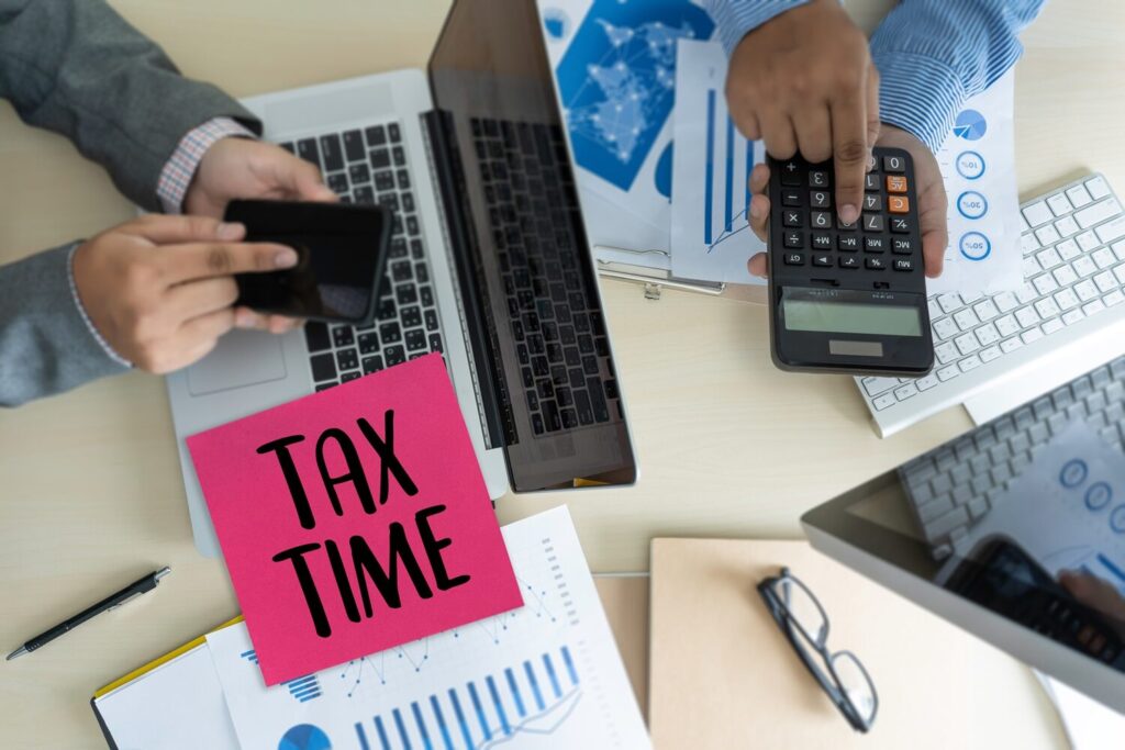 Gaji Tax Consultant Berdasarkan Industri